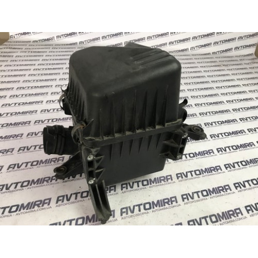 Корпус воздушного фильтра Hyundai i30 1.6 CRDI 2007-2012 281102H200